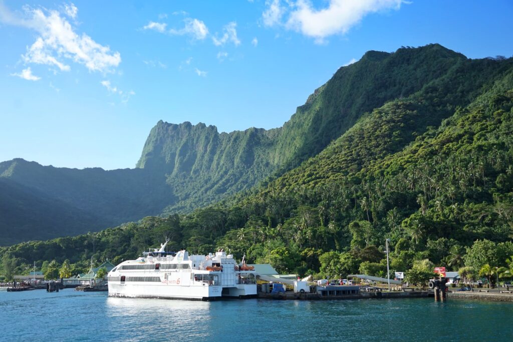 venir en bateau à moorea