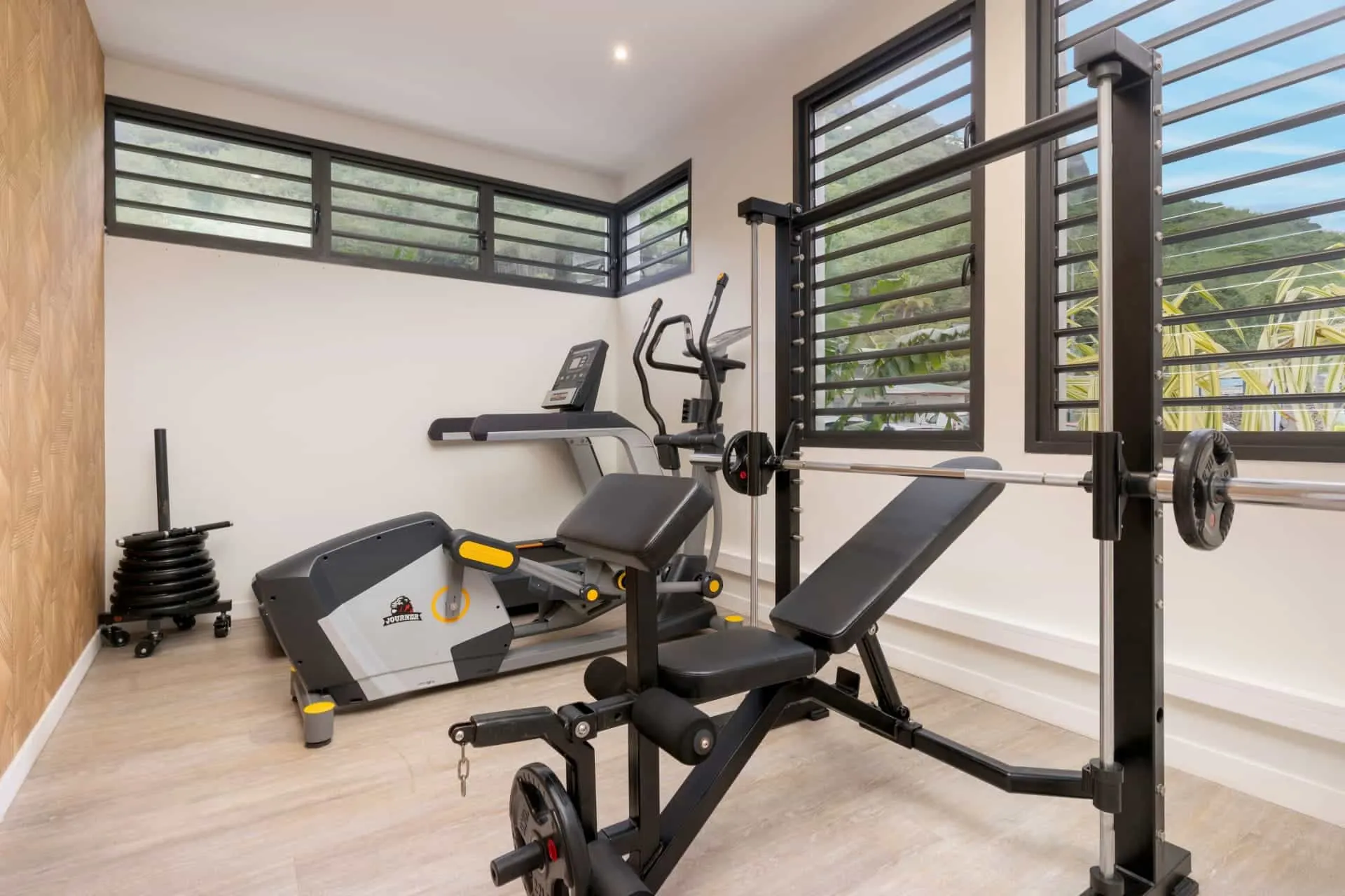 moorea gym