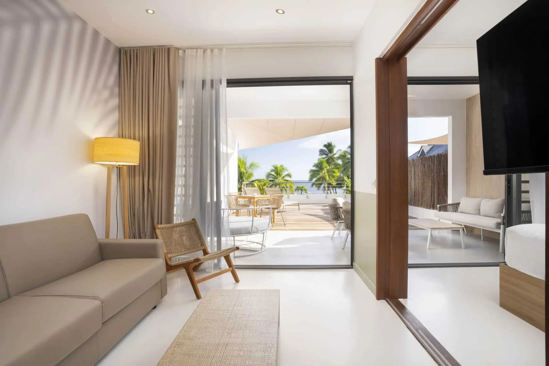 Solarium suite living room opening onto the terrace